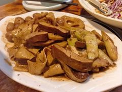 -老鼎万春卤菜(五代传承创始老店)