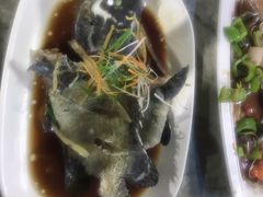 -四川小胡子海鲜(丁村万人海鲜广场店)