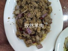 -巷子深菜馆·津门肘子(滨海店)