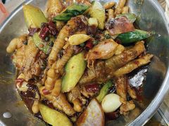 -江城燕子大排档(江汉路步行街店)