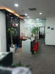 -威德钻石-克拉钻大本营(南京东路店)