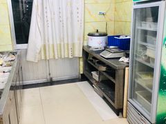 -宾朋海鲜特色美食餐厅·纯手工鲅鱼水饺(兴海路店)