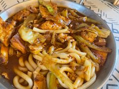 -满格嗦新疆椒麻鸡火锅.炒米粉(川大江安校区店)