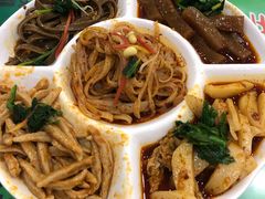 小吃五拼-令氏家外家周秦食府(高新店)