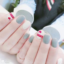 -芊指百魅