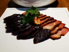 老凉山腊肉香肠-阿斯牛牛·凉山菜(新会展店)