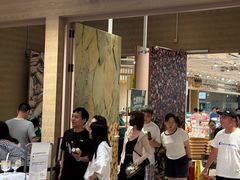 -七鲜超市(瑞虹天地太阳宫店)