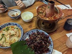 -蜗牛小馆醉乡民谣云南菜(惠新西里店)