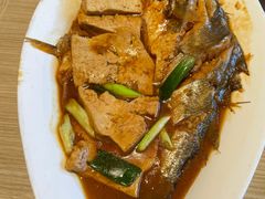 -小船渔村•大连菜•大连焖鱼(黄河路店)