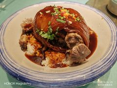 -吴记酱骨炖菜馆(西大直街店)