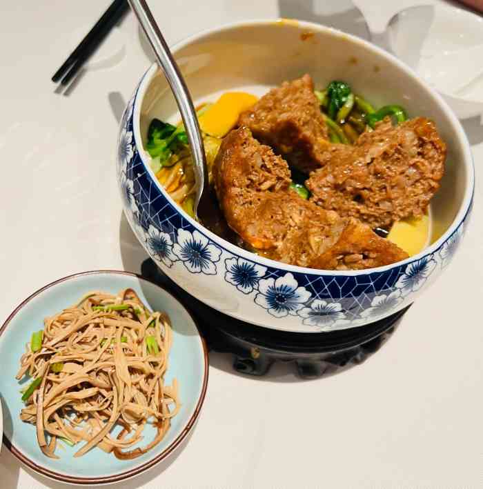 食庐(虹桥南丰城店)-"发小历经失恋,3人组合体来陪疗伤.发小,.