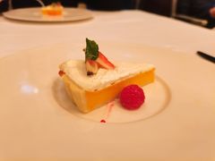 -龙虾酒吧扒房(宁波香格里拉店)