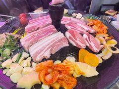 -豚豚家돈돈가韩国锅盖烤肉(新北万达店)