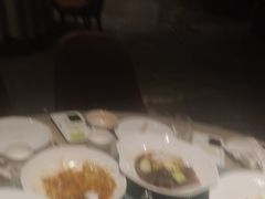 -凤凰园烤鸭店·唐山菜·传承花椒肉(老唐丰路店)