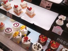 -巴黎贝甜(大宁国际商业广场店)