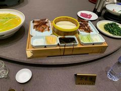 -梅花香里大酒店(郁金香路店)