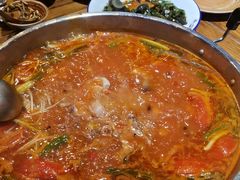 -亮欢寨酸汤鱼(沙冲路店)