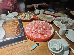 -海陆红火锅(汉兴路店)