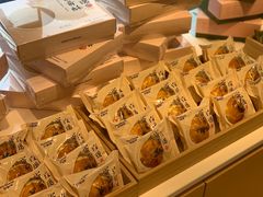 玫瑰蛋黄酥-好利来(革新店)