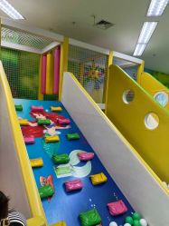 -孩子王(万达广场店)