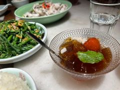 梨汤红果冰粉-小吊梨汤·北京菜·烤鸭(清河万象汇店)