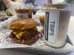辣美小姐姐汉堡-TRIPS BURGER(大钟寺店)