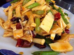 呛板筋-瑞杰烧烤店·24小时营业(山东路店)