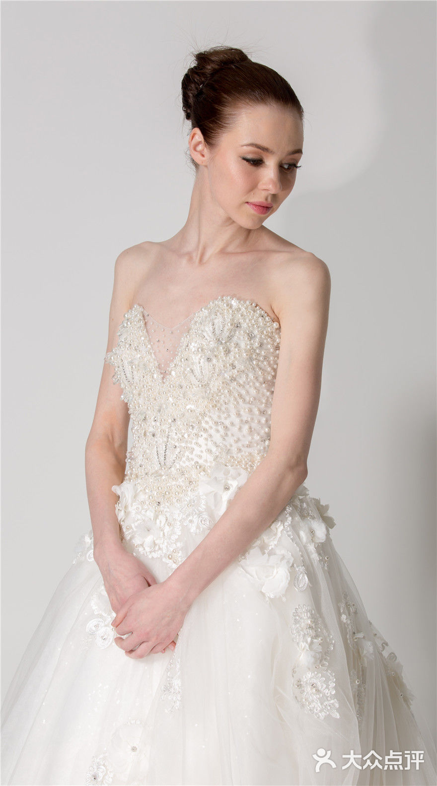 茱莉亚婚纱礼服店