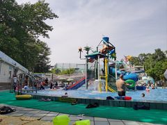 -青年湖公园水上世界