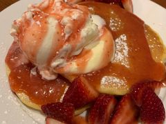 -Pancakes on the rocks(Darling Harbour)