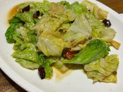 手撕包菜-蒙亨·手把肉·蒙古包文化主题餐厅(天恒广场店)