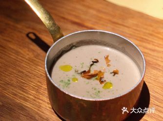 杭州逛吃｜通往“地心”的西餐酒吧