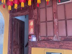 -龙华寺