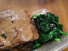 -山里人家土菜馆(茅山店)
