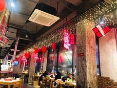 大堂-么肆烤肉·中式自助·烤肉大排档(街道口季佳PAI店)