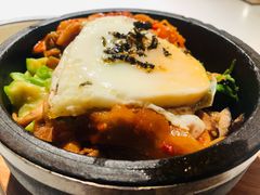 辣白菜五花肉石锅拌饭-七八冷面·延边朝鲜族美食(圣熙八号店)