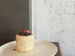 焦糖苹果浮云蛋糕-UPPER KITCHEN(延安路店)