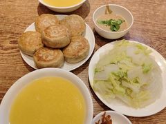 -清真吴记门钉肉饼·喜多利