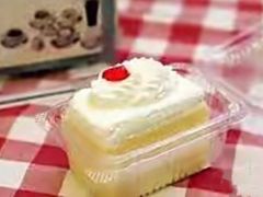 鲜奶小方蛋糕-红宝石·鲜奶小方(莘庄店)