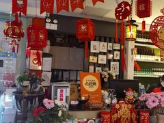 -大头虾越式风味餐厅(光明广场店)