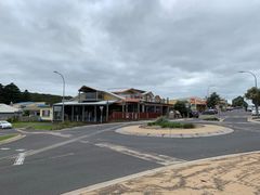 -12 Rocks Beach Bar Cafe
