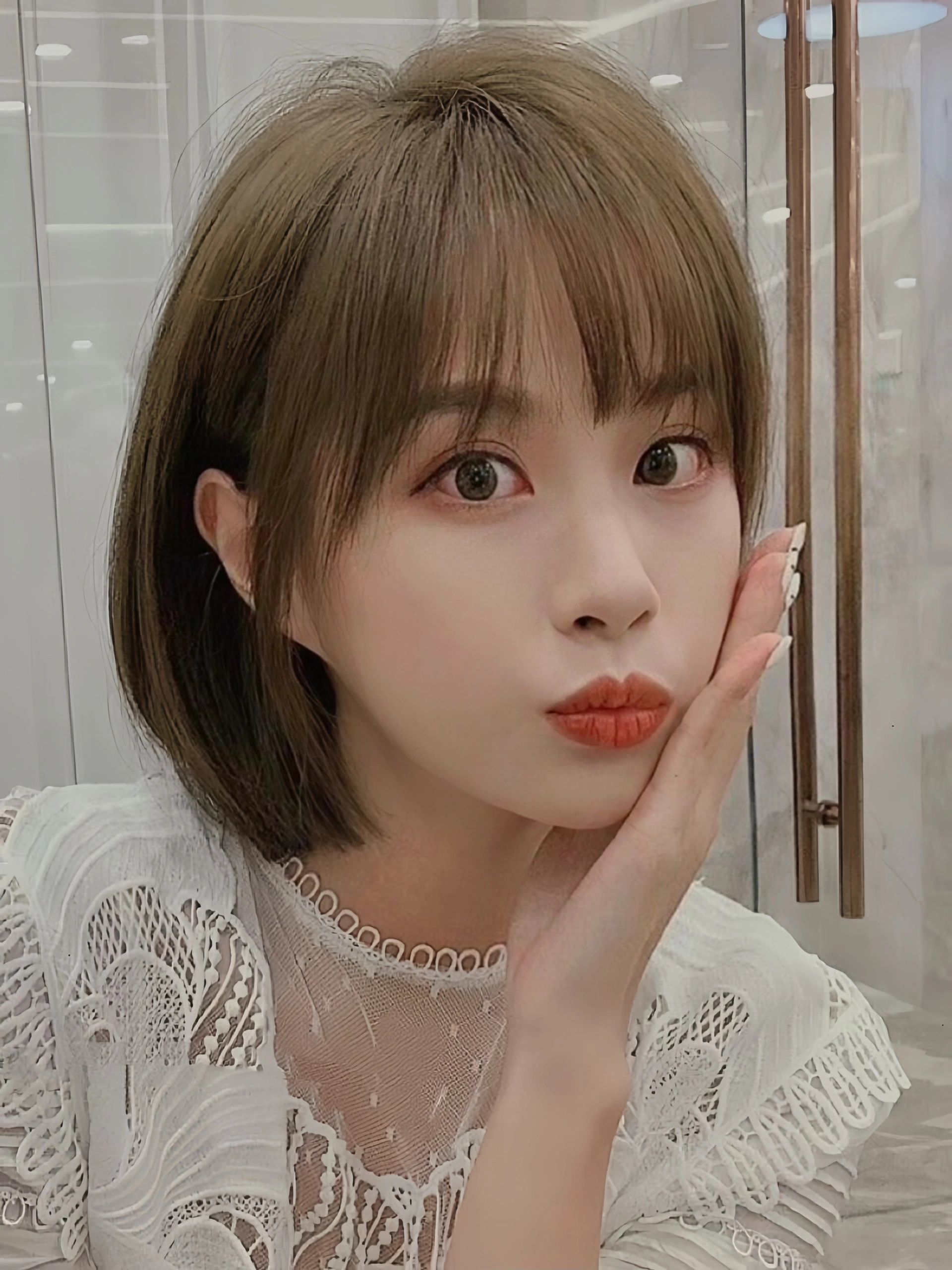 圆脸方脸女生都适合的显瘦锁骨发~不挑脸型