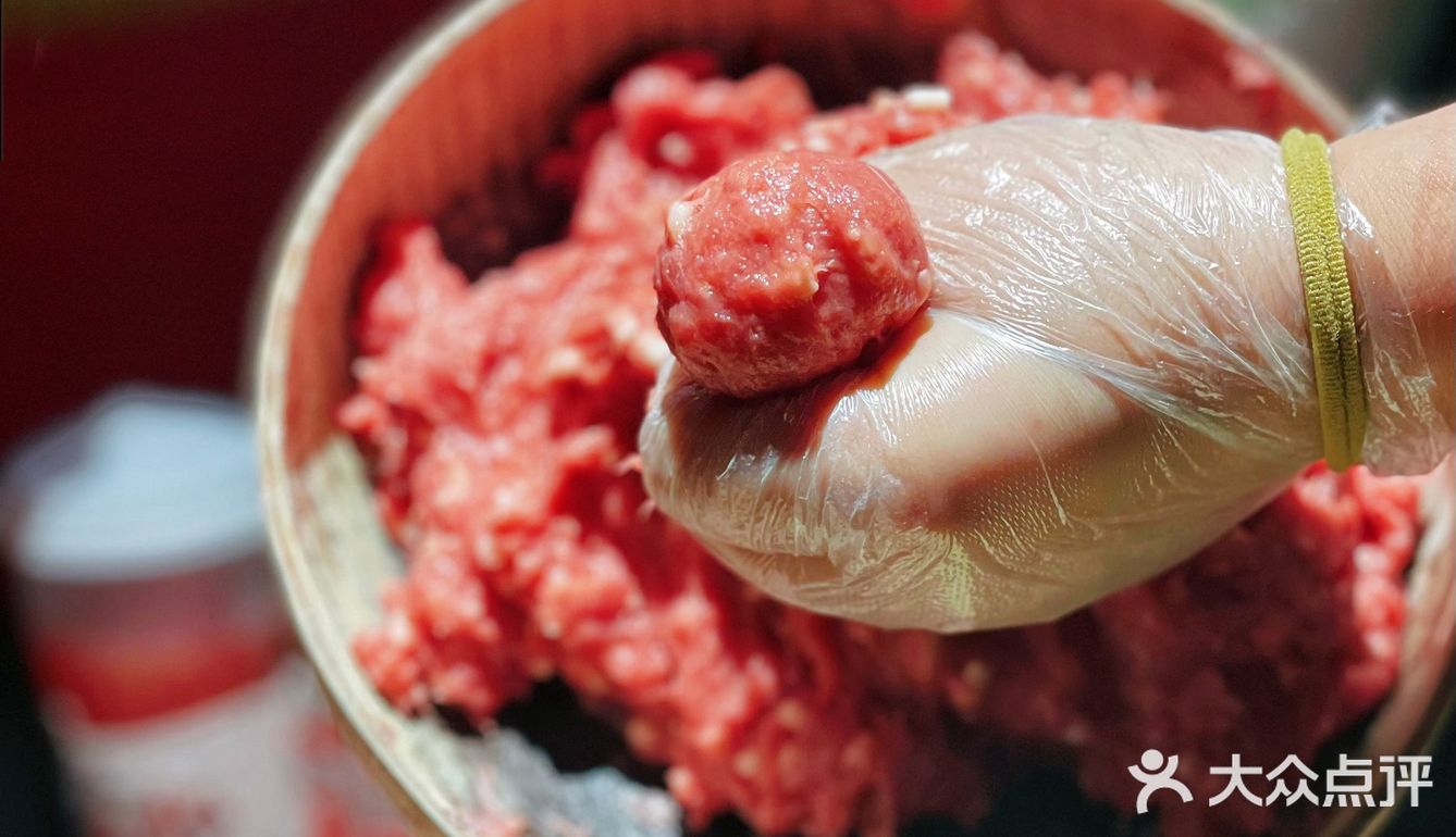 上了七年必吃榜，尝了这地道味儿都得来排队