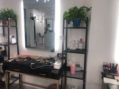 -ME觅妆·定制美妆·彩妆私教(菱角湖店)