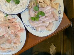-华哥新鲜猪精品美食
