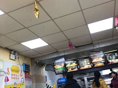 -华莱士·全鸡汉堡(济南大明湖店)