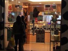 门面-光明牛奶棚(南泉店)