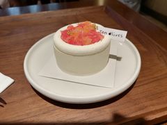 西柚酸奶油慕斯-Ten Olives甜点