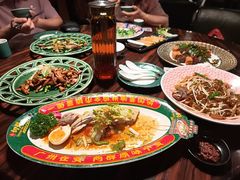 -粤·向群饭店(麓景路店)