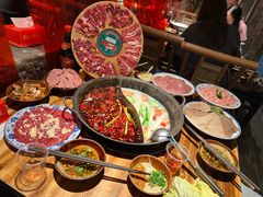 -周小明火锅(黑金冠社区店)